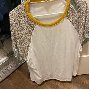 Easel short sleeve top